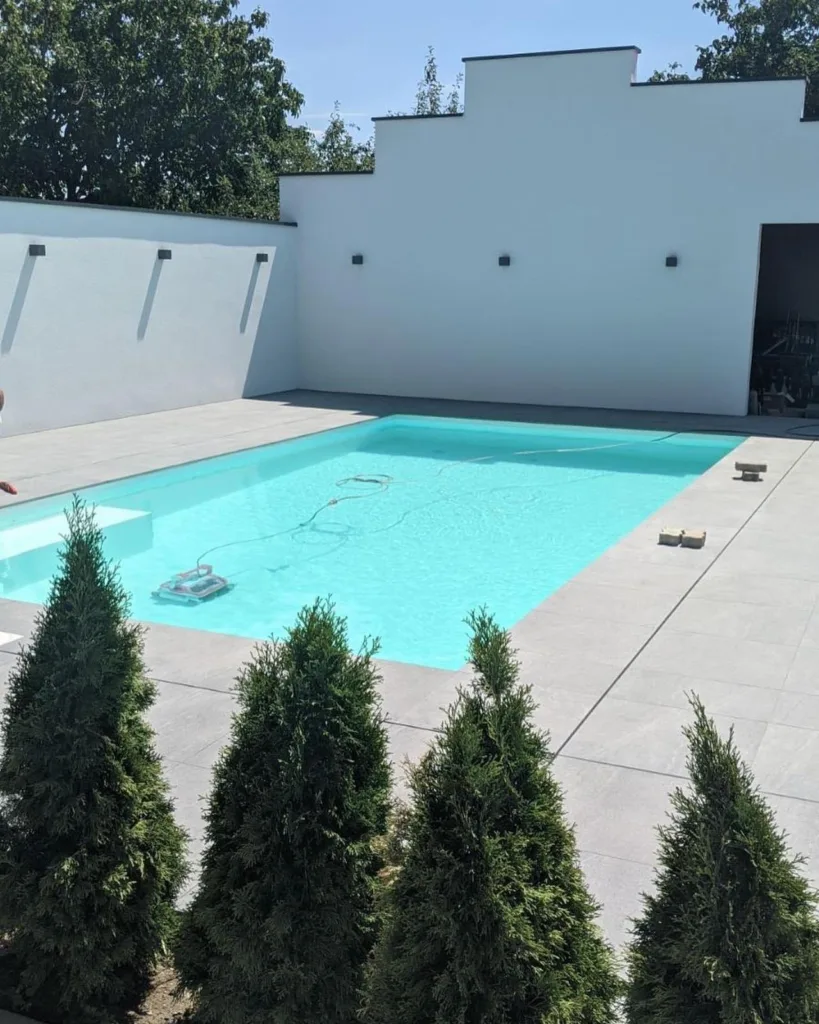 Bazeni od betonskog bloka 8x4m