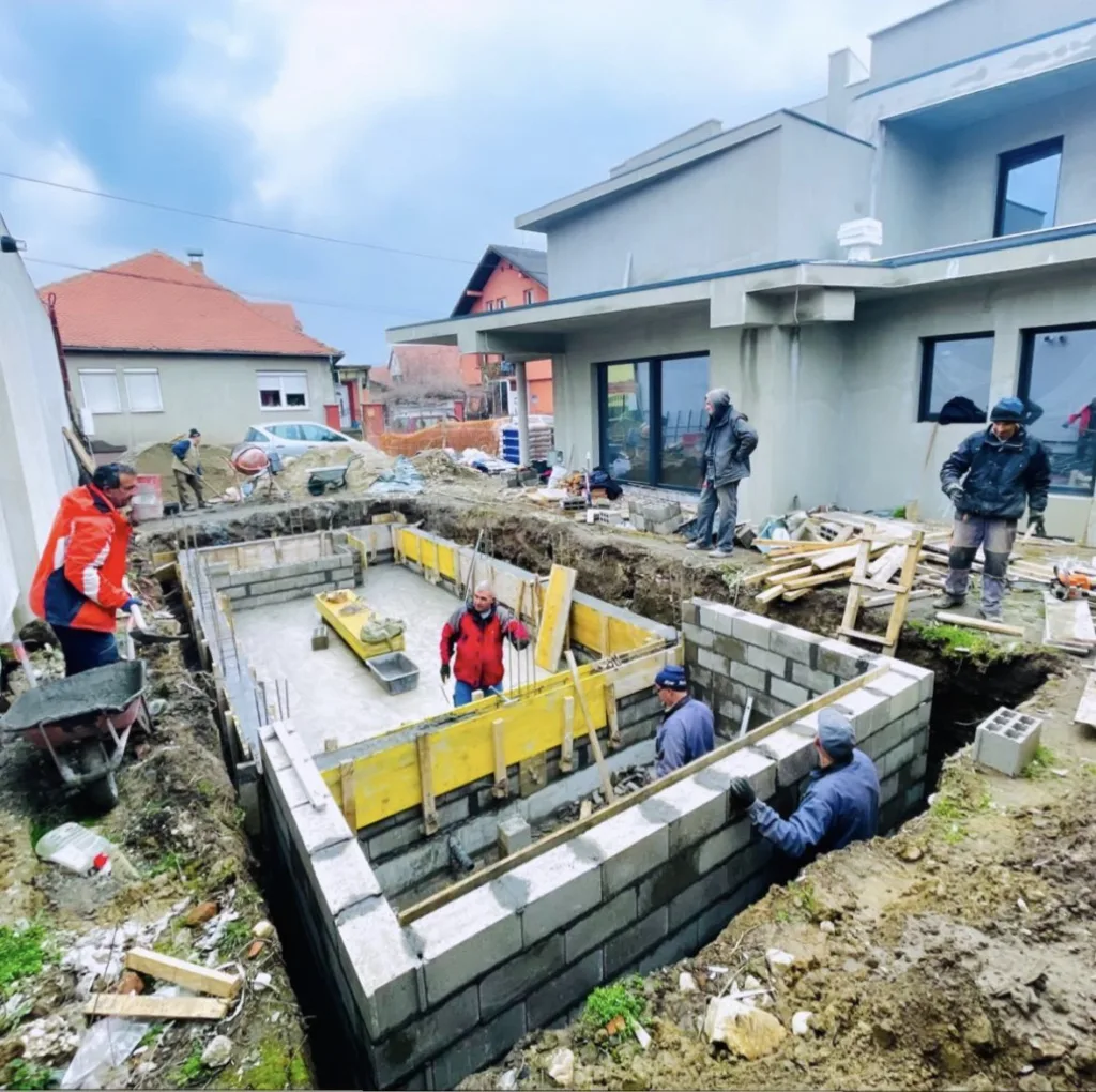 Bazeni od betonskog bloka 8x4m
