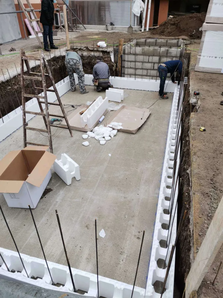 Stiropor bazen 8x4 - Beograd 3 (proces izgradnje)
